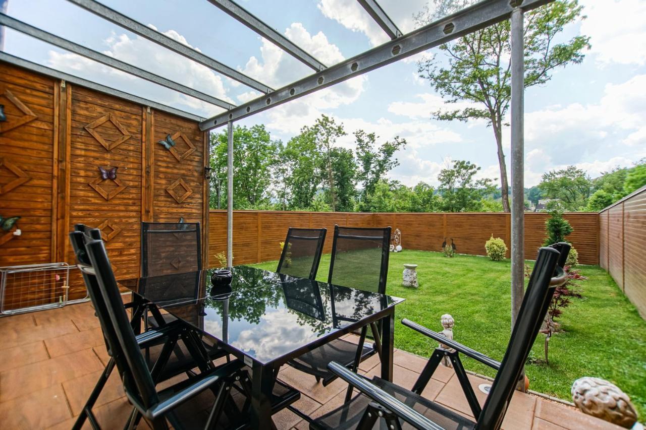 Auszeit Steiraland 1 Mit Privaten Garten Ueberdachter Terrasse Und Parken Leoben  Exterior foto